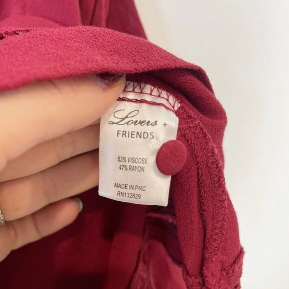 Lovers + FRIENDS Womens Cloud Break Cold Shoulder Blouse Top Red S Relaxed Fit - Picture 3 of 6